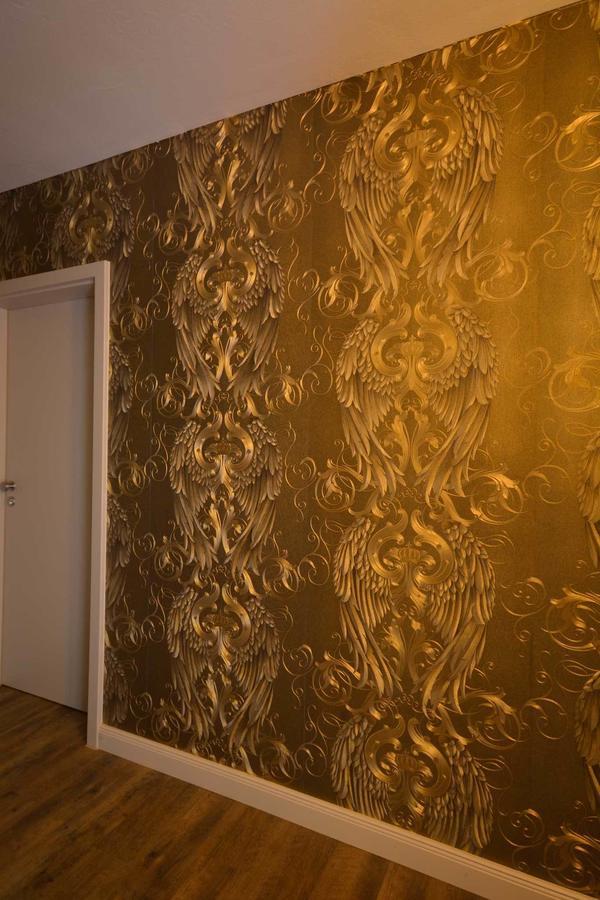 Hotel Am Kirchplatz Заксенхайм Экстерьер фото
